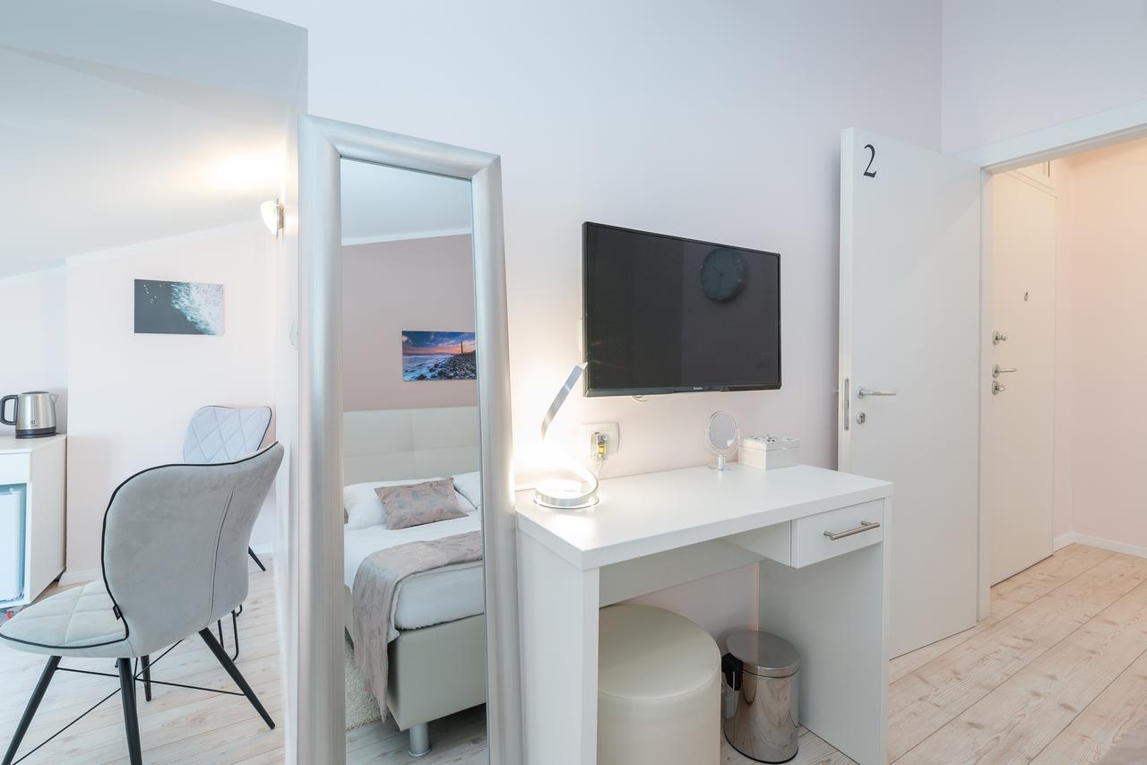 Retro Rooms Zadar Exterior photo